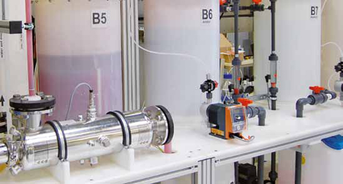 Technikumsanlage zur Entwicklung von Oxidationsprozessen (AOP) am Fraunhofer IGB